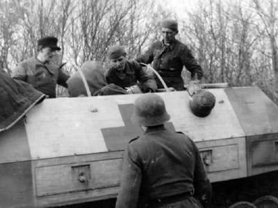 Sdkfz 251/8 Ausf D