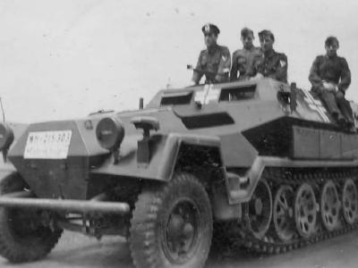german half track SdKfz 251 Ausf B