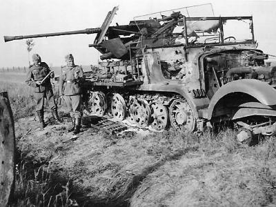 Destroyed Sd.Kfz. 6 – Sd.Kfz. 6/2 Selbstfahrlafette 3,7 cm FlaK 36 auf Fahrgestell Zugkraftwagen 5 t