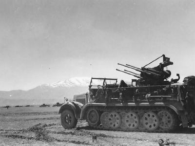 SdKfz 7/1 with Vierlingsflak