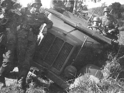 Sd.Kfz. 7 half track 7