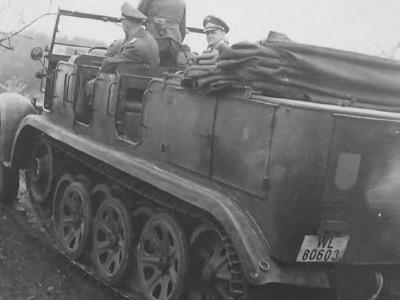 Sdkfz 7 halftrack of the Luftwaffe
