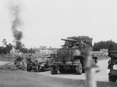 SdKfz 8 8,8 cm FLAK 18 SFl. auf 12t type DB 9
