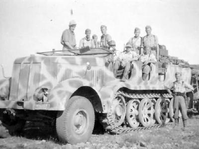 Sd Kfz 8 with camouflage Italy 1944