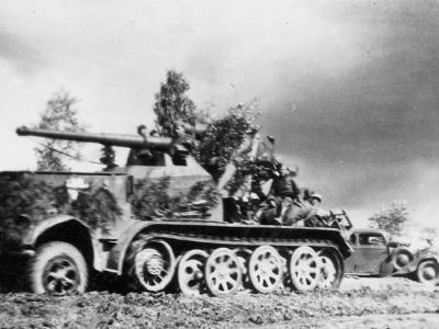 Sdkfz 8 8,8cm Flak 18 Selbstfahrlafette auf Zugkraftwagen 12t 2