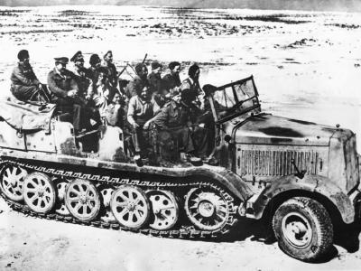 Captured SdKfz 8 heavy halftrack North Afrika