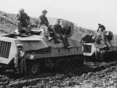 Two self-propelled artillery vehicles Panzerwerfer 42