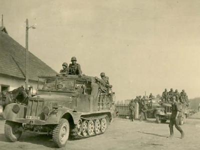 Sonderkraftfahrzeug SdKfz 11 leichter Zugkraftwagen 3t german light halftrack