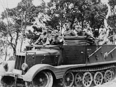 leichte zugkraftwagen 3t Sd.Kfz.11 mit Pionieraufbau German halftrack