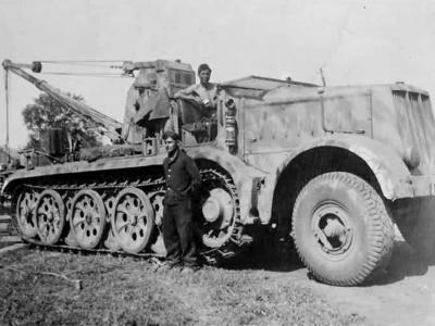 SdKfz 9/1 FAMO crane
