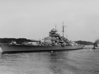 Battleship Bismarck 4