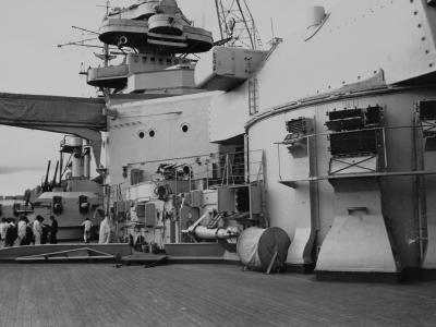 Bismarck deck and superstructure
