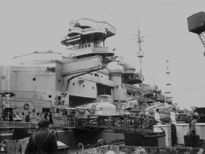 Bismarck superstructure