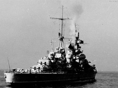 Cruiser Prinz Eugen off Massachusetts 23 January 1946