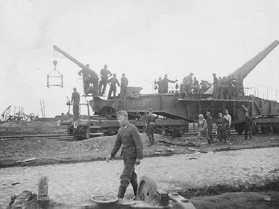 28 cm Schwere Bruno railway gun
