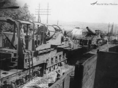 32 cm K 651f rail gun 1944 ITALY