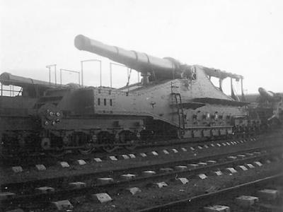 32 cm french railroad gun mle 1870