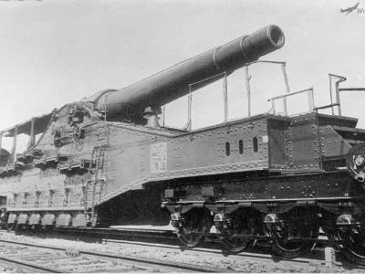32cm K E 657 f rail gun