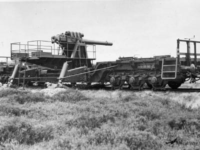 German 15 cm K E rail gun