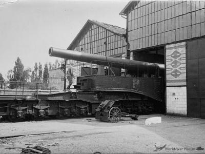 German 340 mm Model M12 673f rail gun