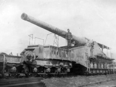 ex French 27,4 cm K(E) 592 (f) railway gun