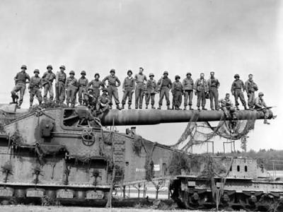 ex French 27,4 cm K(E) 592(f) German Railroad Gun Captured at Rentwertshausen 1945
