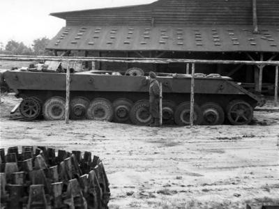 E-100 in Haustenbeck 1945