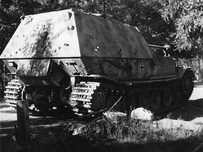 Ferdinand 121 Ferdinand 624 of the schweres Panzerjäger-Regiment 656, 1943