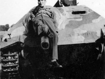Captured Hetzer 1945