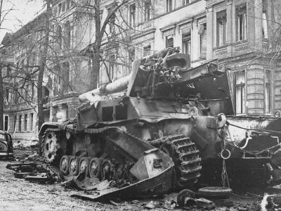Hummel howitzer in Berlin 1945