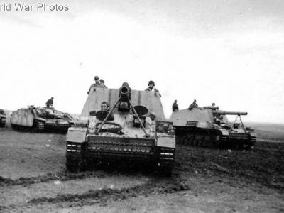 Hummels and StuG 40 1944