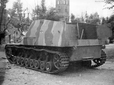 ammunition carrier Hummel