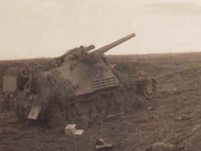 Hummel howitzer 9