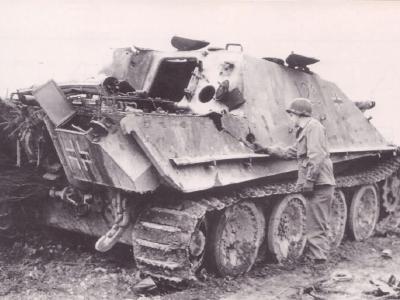 Jagdpanther number 123 of the schwere Panzerjäger Abteilung 654 (s.Pz.Jg.Abt.654)