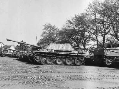 Jagdpanther 59 with stripe camouflage