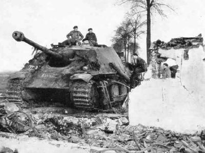 Captured by British forces german tank destroyer Jagdpanther