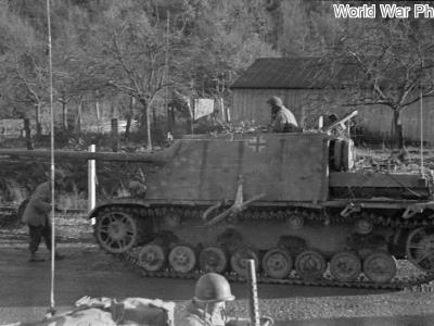 Panzer IV/70(A) captured near Rudlin, 1944