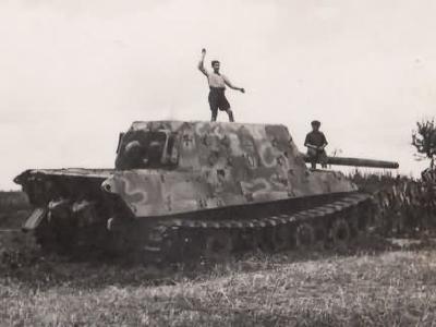 Jagdtiger 102
