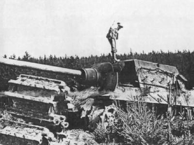 Jagdtiger of the 3/Schwere Panzerjäger-Abteilung 512 (sPz.Jg.Abt. 512) St. Andreasberg 1945