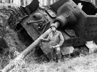 Jagdtiger of Schwere Panzerjäger-Abteilung 512 at Offensen
