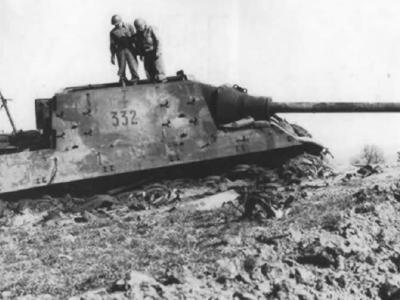 Jagdtiger 332 of sPzJagAbt 653 abandoned and blown up by the crew
