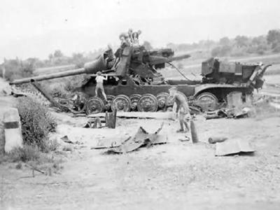 Destroyed Jagdtiger of the schwere Panzerjager Abteilung 653