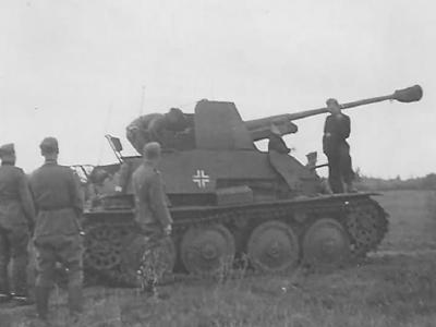 Marder III side view