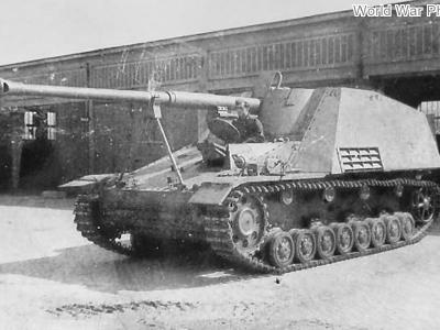 Tank destroyer Nashorn Neuruppin 1943