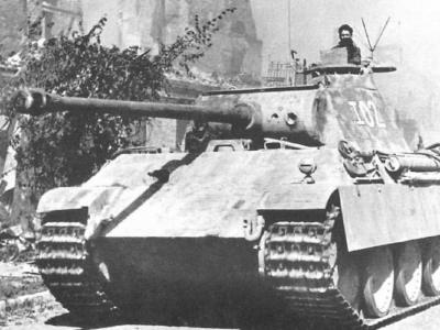 Panther tactical number „I02” befehlspanzer