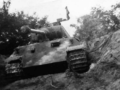 Panther ausf D 4th Panzer Regiment front