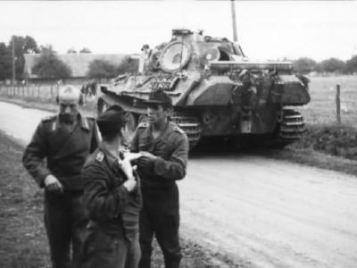 Panther ausf G of the 9th Panzer Division (Wehrmacht) France 1944 7