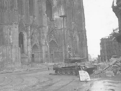 Panther Ausf A tank from II/Panzer Regiment 33, 9th Panzer Division, Cologne Germany