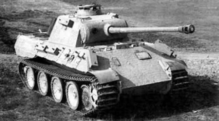 Panzer V Panther ausf D | World War Photos