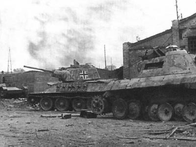 Panther and T-34 Minsk Bolshevik factory 1944